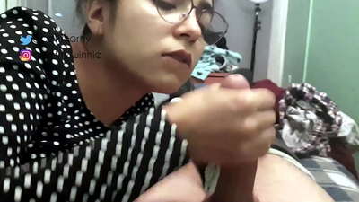 Handgemacht mit Fertigstellung in der Hand - viel Milch